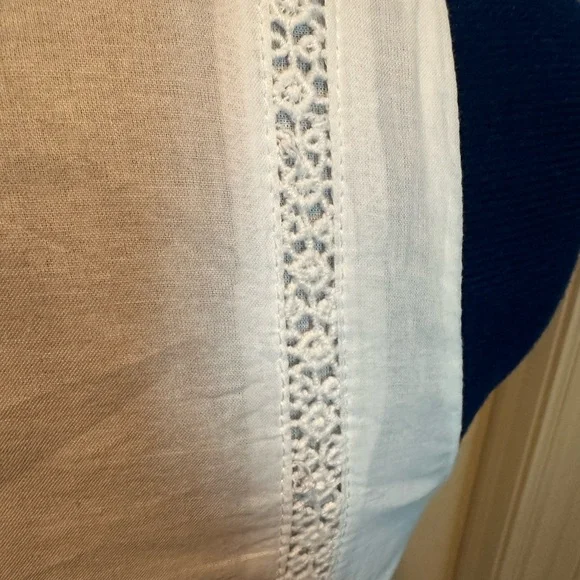 Elegant White Sleeveless Dress with details by Joie - Picture 5 of 6